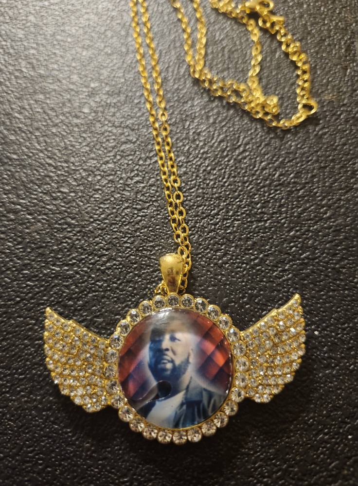 GOLD PLATED MEMORIAL NECKLACE WITH WINGS